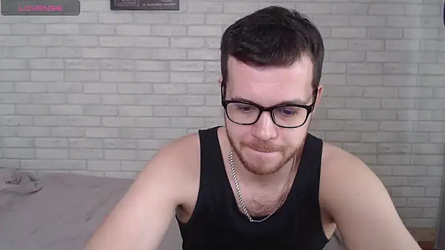 Alexxx horny online show from May 10, 2026, 7:01 am