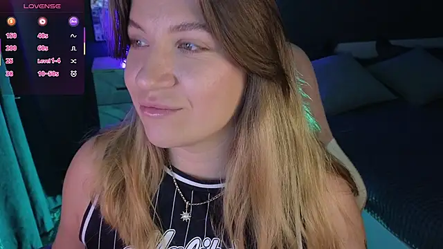 Snapshot of Fairy__Sofia chatting on March 10, 2025, 8:28 am Fairy Sofia online show from March 10, 2025, 8:28 am