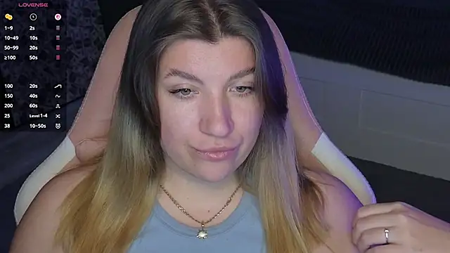 Snapshot of Fairy__Sofia chatting on February 20, 2025, 8:28 am Fairy Sofia online show from February 20, 2025, 8:28 am