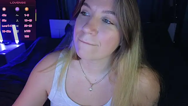 Snapshot of Fairy__Sofia chatting on March 6, 2025, 8:19 am Fairy Sofia online show from March 6, 2025, 8:19 am