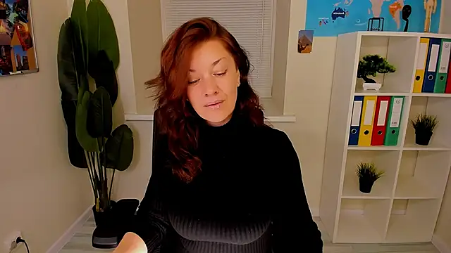 AnaMills online show from November 11, 2025, 10:10 am