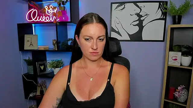 Snapshot of FUN_AMI chatting on June 3, 2026, 2:33 pm FUN AMI online show from June 3, 2026, 2:33 pm