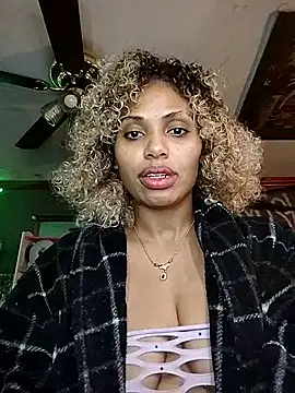 LiaNicolePink online show from February 19, 2025, 12:46 am