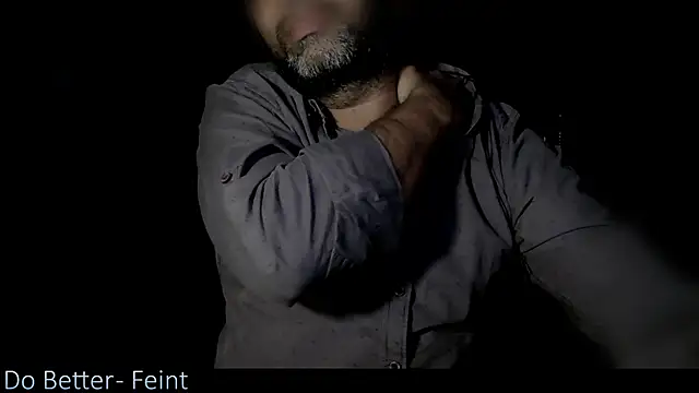  x rated  online show from December 13, 2025, 8:04 pm