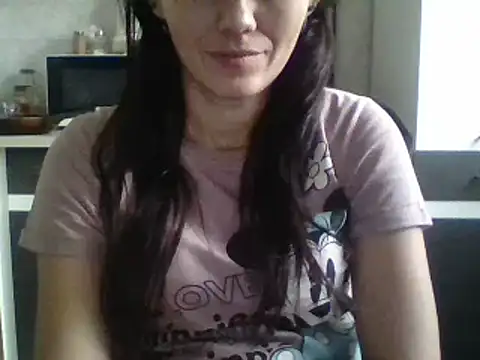 Snapshot of Katesweetkate chatting on December 6, 2024, 1:49 pm Katesweetkate online show from December 6, 2024, 1:49 pm