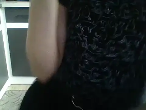 Snapshot of Katesweetkate chatting on February 6, 2025, 1:32 pm Katesweetkate online show from February 6, 2025, 1:32 pm