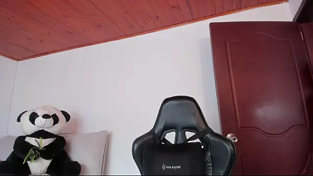 Arenne rouse online show from February 27, 2026, 7:35 pm