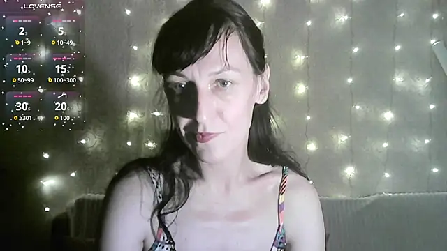 MarieODahliaS online show from November 25, 2025, 1:00 pm