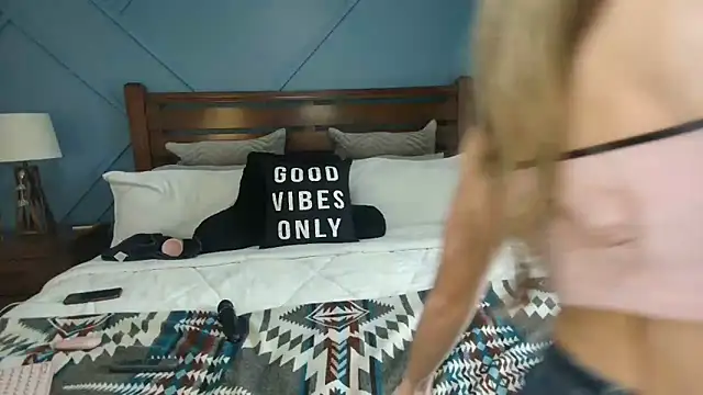 xxyourgirlblair online show from March 24, 2026, 5:24 pm