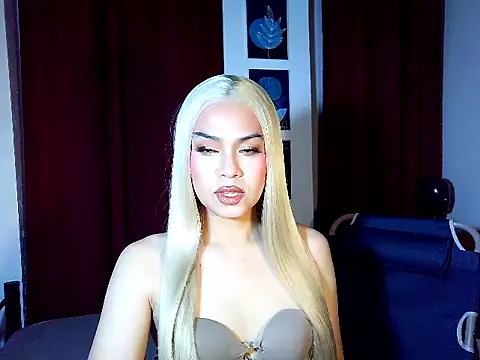 MistressLuna1 online show from February 27, 2026, 12:44 am