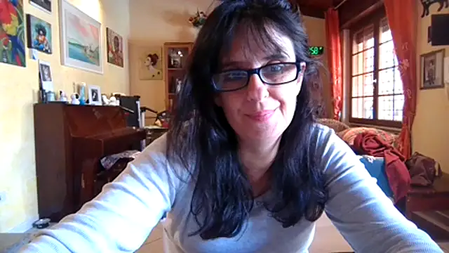 ClaudyGeryn online show from February 11, 2026, 1:00 pm