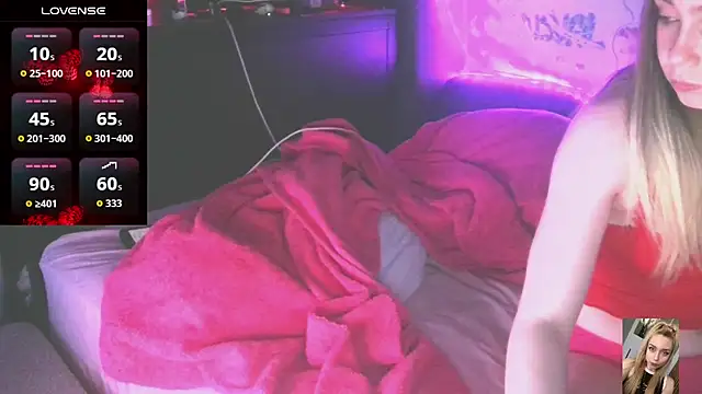 Snapshot of Blondiewithanass chatting on March 20, 2026, 6:53 pm Blondiewithanass online show from March 20, 2026, 6:53 pm