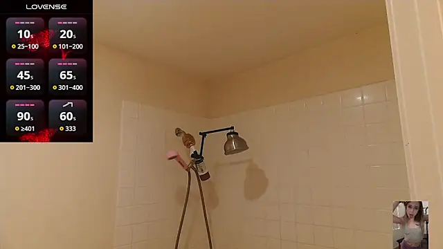 Snapshot of Blondiewithanass chatting on March 8, 2026, 4:49 am Blondiewithanass online show from March 8, 2026, 4:49 am