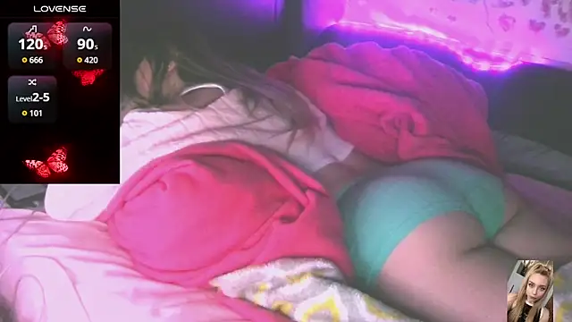 Snapshot of Blondiewithanass chatting on March 19, 2026, 6:41 pm Blondiewithanass online show from March 19, 2026, 6:41 pm