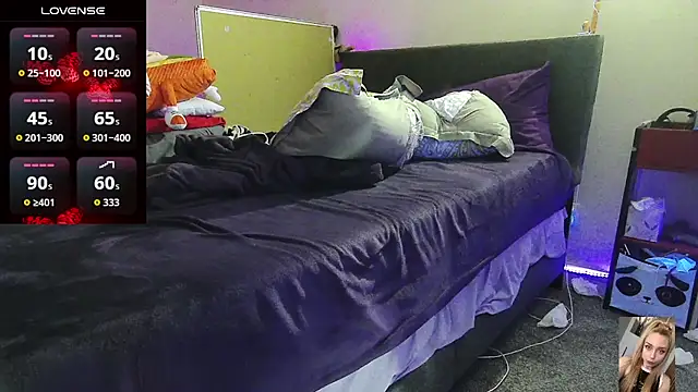 Snapshot of Blondiewithanass chatting on March 30, 2026, 5:09 am Blondiewithanass online show from March 30, 2026, 5:09 am