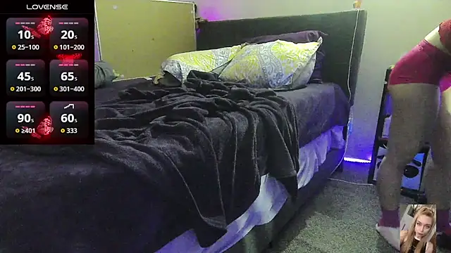 Snapshot of Blondiewithanass chatting on March 20, 2026, 6:47 am Blondiewithanass online show from March 20, 2026, 6:47 am