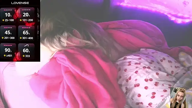 Snapshot of Blondiewithanass chatting on March 2, 2026, 7:21 pm Blondiewithanass online show from March 2, 2026, 7:21 pm