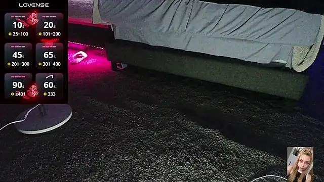 Snapshot of Blondiewithanass chatting on March 13, 2026, 3:39 pm Blondiewithanass online show from March 13, 2026, 3:39 pm