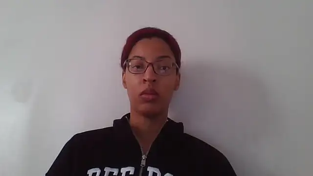 Queen Lavish online show from November 14, 2025, 2:43 pm