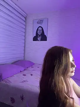 Snapshot of Niky_Love chatting on March 3, 2025, 3:27 am Niky Love online show from March 3, 2025, 3:27 am