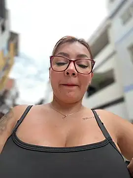 DIANITA 1988 online show from July 13, 2026, 5:56 pm