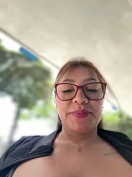 DIANITA 1988 online show from July 25, 2026, 4:02 pm