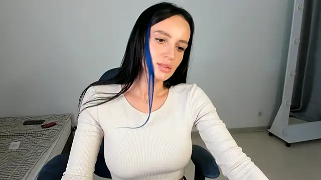 Your Masha online show from March 7, 2025, 5:49 pm