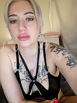 Fuck-Gina online show from July 8, 2026, 7:03 pm