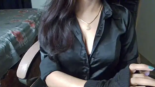 Snapshot of Adventurous_Angel chatting on December 25, 2024, 7:24 pm Adventurous Angel online show from December 25, 2024, 7:24 pm