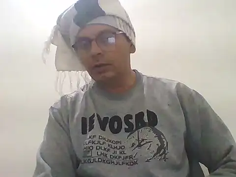 Snapshot of Kumarjay330 chatting on December 1, 2025, 4:30 pm Kumarjay330 online show from December 1, 2025, 4:30 pm