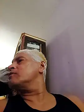Snapshot of gayphotograper chatting on September 21, 2025, 7:52 pm gayphotograper online show from September 21, 2025, 7:52 pm