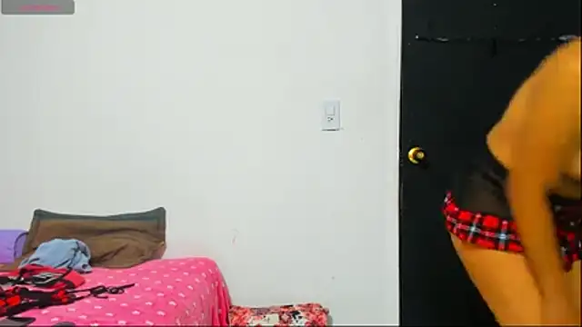 samantha  smile online show from July 25, 2026, 6:14 pm