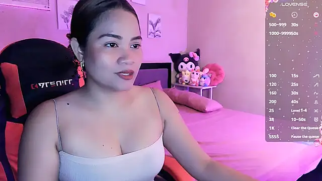 yenyen  online show from April 14, 2026, 1:54 am