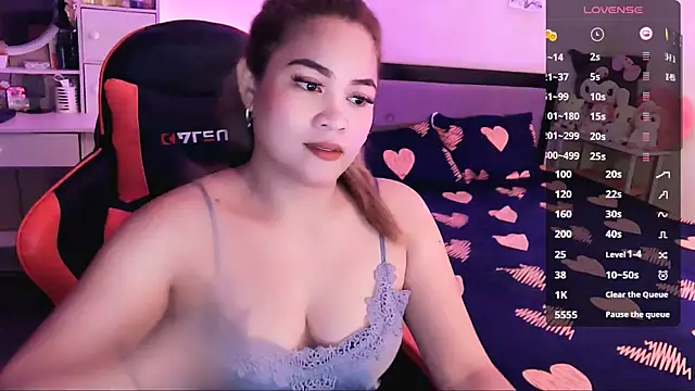 yenyen  online show from July 21, 2026, 1:19 am