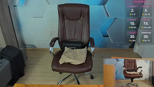 SteveTiger online show from April 3, 2026, 3:40 pm