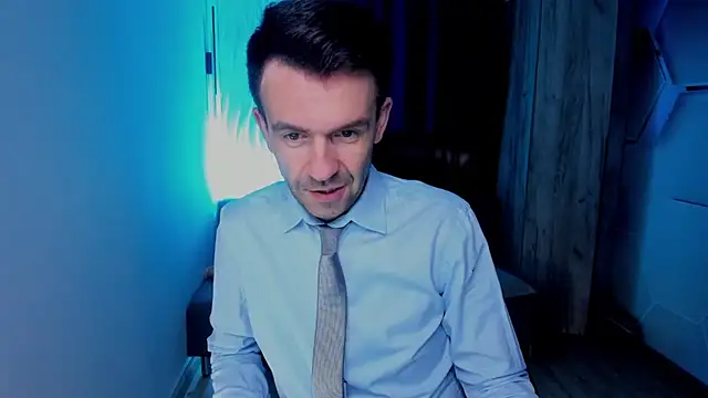 SteveTiger online show from October 19, 2025, 3:42 am