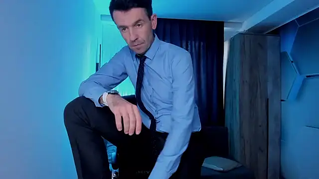 SteveTiger online show from October 15, 2025, 12:46 pm