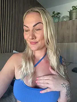 Snapshot of NastyMilf_ chatting on February 12, 2026, 9:53 am NastyMilf online show from February 12, 2026, 9:53 am