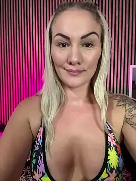 Snapshot of NastyMilf_ chatting on January 7, 2026, 9:09 pm NastyMilf online show from January 7, 2026, 9:09 pm