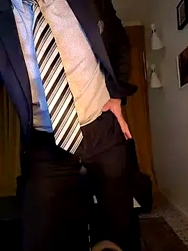 Justforoneday online show from February 6, 2025, 9:49 pm