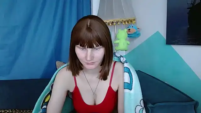 Snapshot of cornflower_mm chatting on October 3, 2025, 1:42 am cornflower mm online show from October 3, 2025, 1:42 am