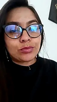 Snapshot of Ixchel_Anaid chatting on March 9, 2025, 8:42 pm Ixchel Anaid online show from March 9, 2025, 8:42 pm