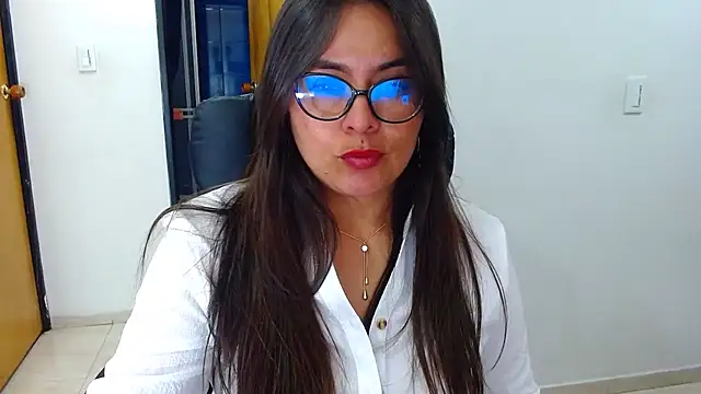 Snapshot of Ixchel_Anaid chatting on March 8, 2025, 1:47 pm Ixchel Anaid online show from March 8, 2025, 1:47 pm