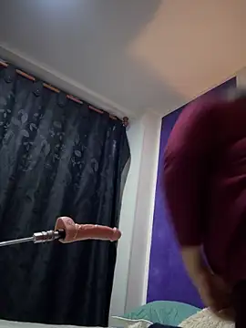 Ixchel Anaid online show from March 1, 2026, 11:49 pm