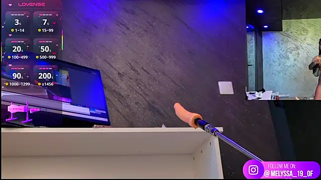 im-your-lovee online show from May 26, 2026, 5:16 am