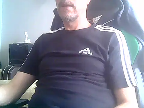 Snapshot of boran34 chatting on June 1, 2026, 3:33 pm boran34 online show from June 1, 2026, 3:33 pm