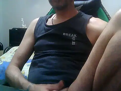 Snapshot of boran34 chatting on June 6, 2026, 10:26 pm boran34 online show from June 6, 2026, 10:26 pm