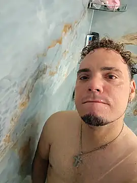 Snapshot of latinoflpr chatting on September 14, 2025, 2:45 am latinoflpr online show from September 14, 2025, 2:45 am