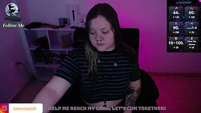 Snapshot of Bdsm_and_fries chatting on February 9, 2025, 6:43 am Bdsm and fries online show from February 9, 2025, 6:43 am