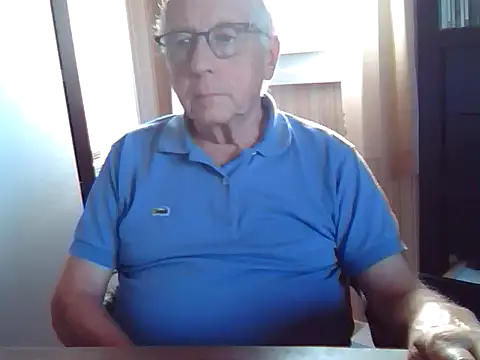 johnjohn622662 online show from September 9, 2025, 3:10 pm